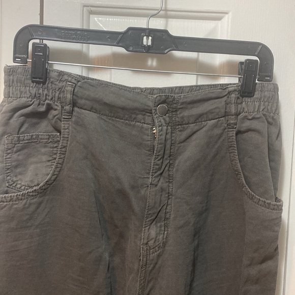 Zara pants - Picture 3 of 3
